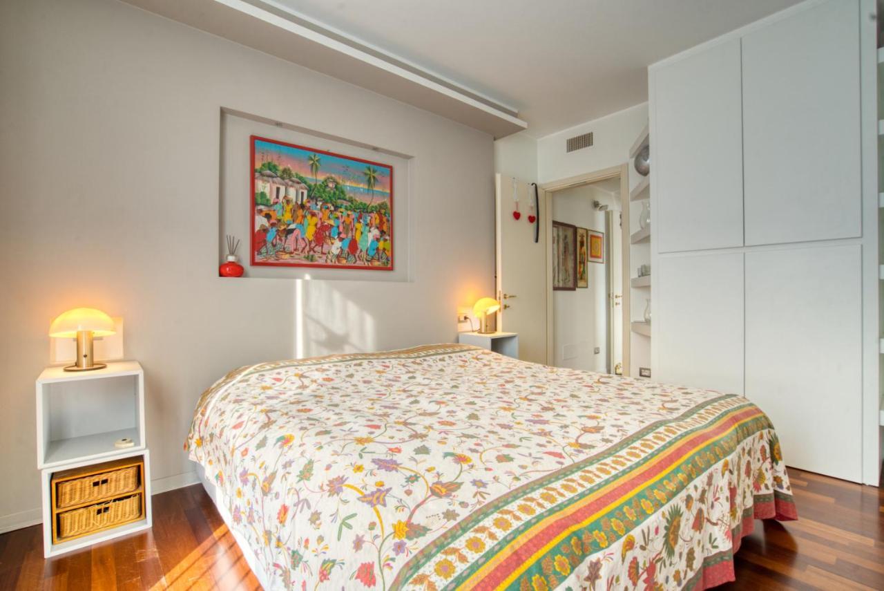 Caseospitali - Casa Di Bibi, Colorato Ed Elegante Bilocale Vicino Al Naviglio Martesana Per 4 维默德隆尼 外观 照片